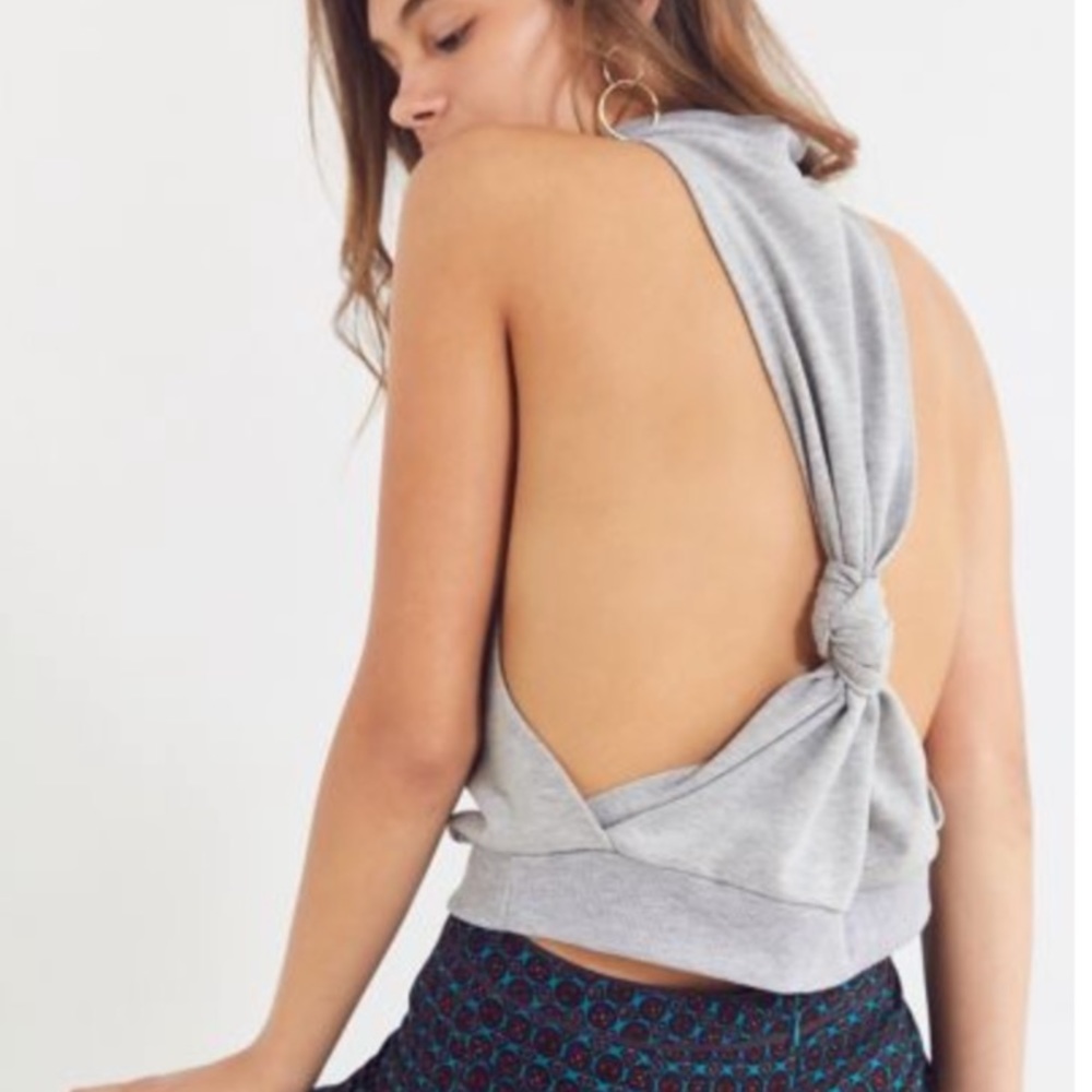 Knot Back Tank Top, turtle neck with no sleeves